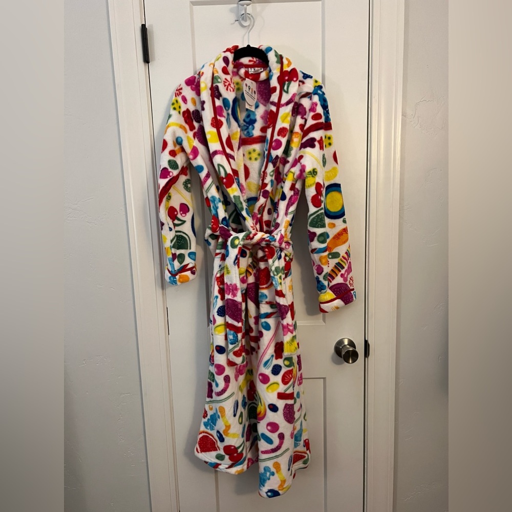 Dylan’s Candy Bar Candy Spill Robe Women’s XL